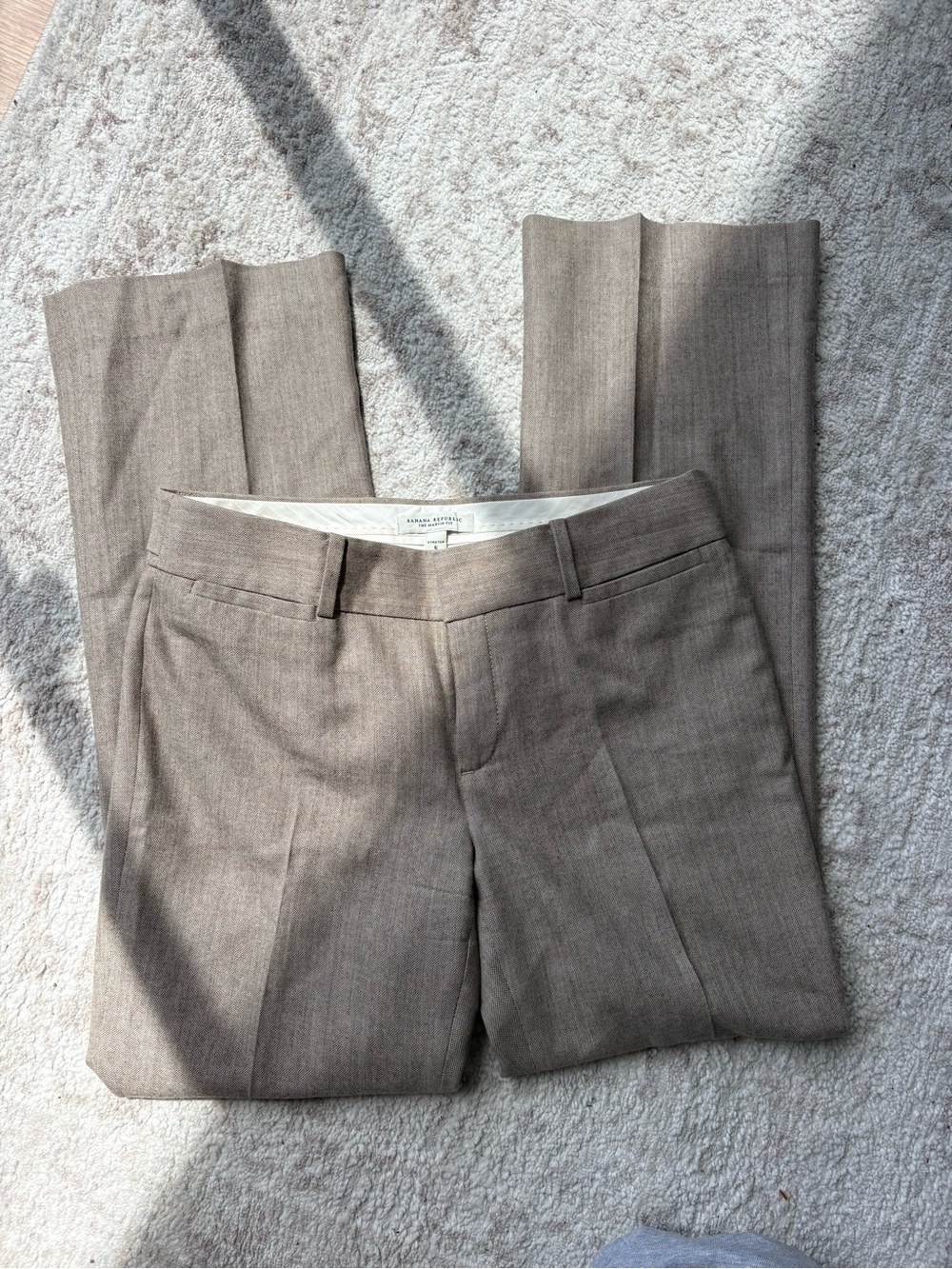 Banana Republic Classic Dress Pants in Taupe